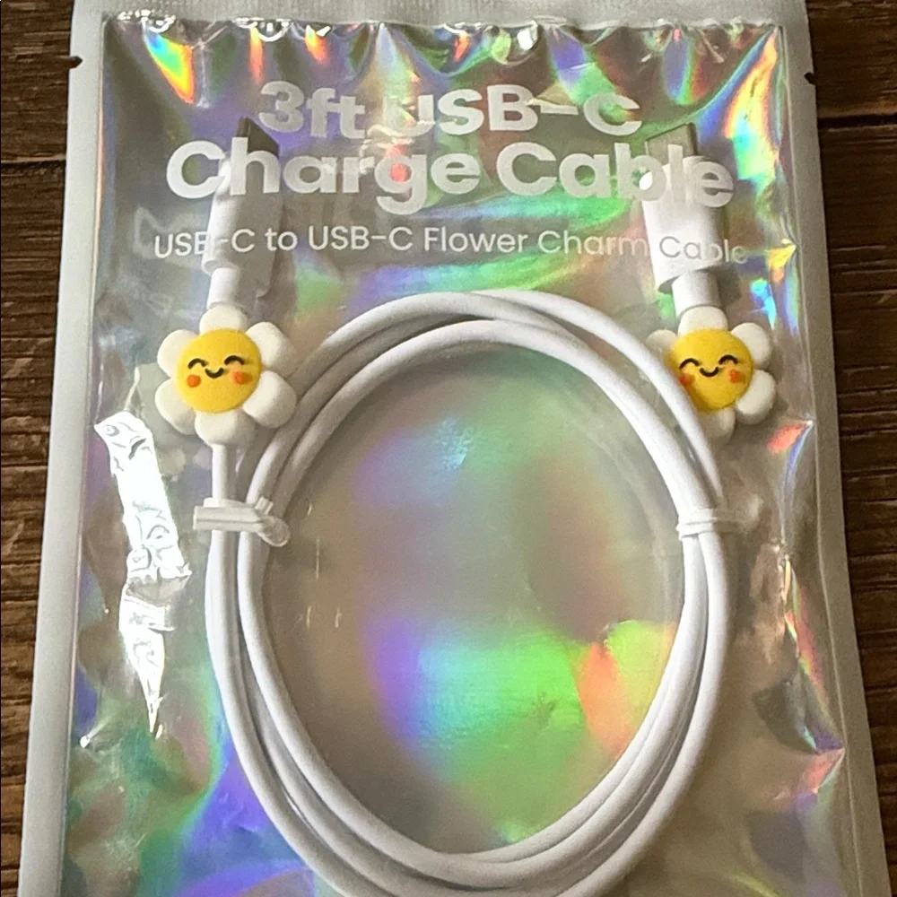 5/$25 White USB-C Charge Cable with Flower Charm